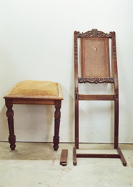 Vor der Restaurierung: 8 Stühle, Eiche